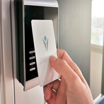Sistemas de control de acceso integrales: Tarjetas, biométricos y más